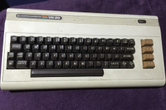 VIC20