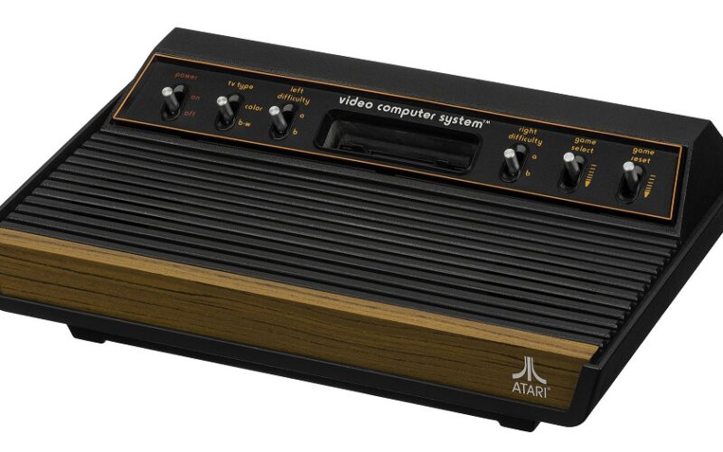Atari 2600 (Light Sixer): The Console That Sparked the Home Gaming Revolution